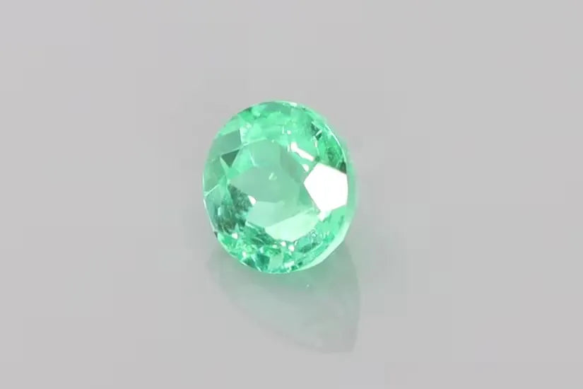 0.70ct Round Natural Tourmaline (Colour Green, Clarity Slightly Included, Cut Faceted)