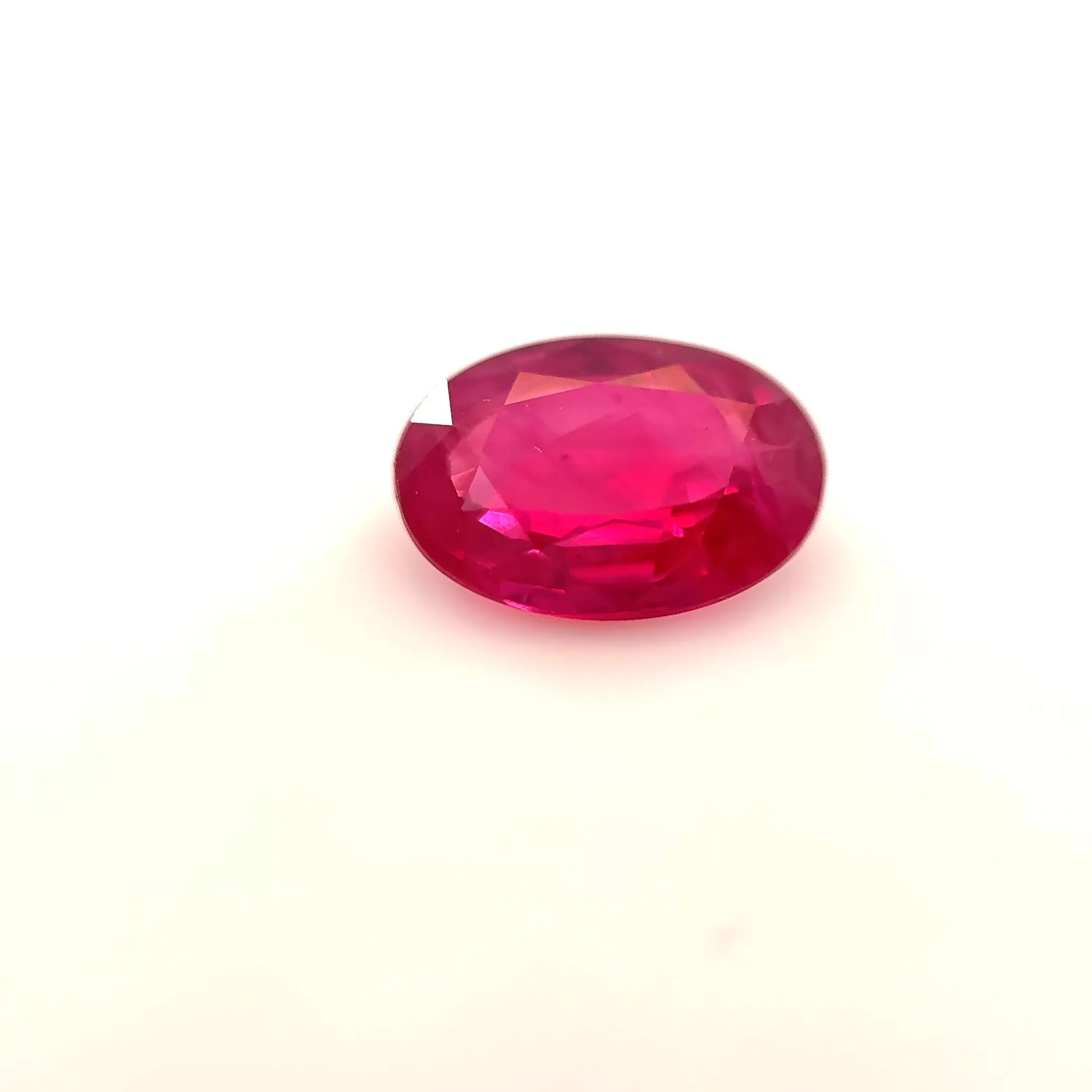 1.04ct Oval Natural Ruby (Colour Red, Clarity Slightly Included, Cut Faceted)