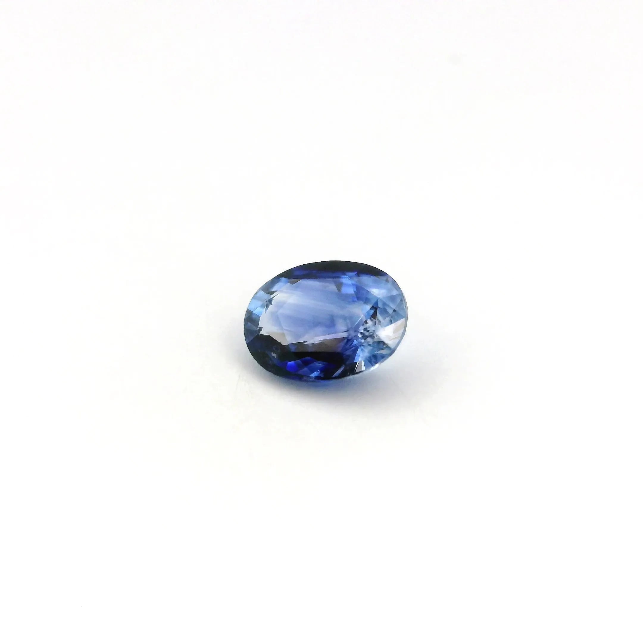 1.04ct Oval Natural Sapphire (Colour Blue, Clarity Eye Clean, Cut Faceted)